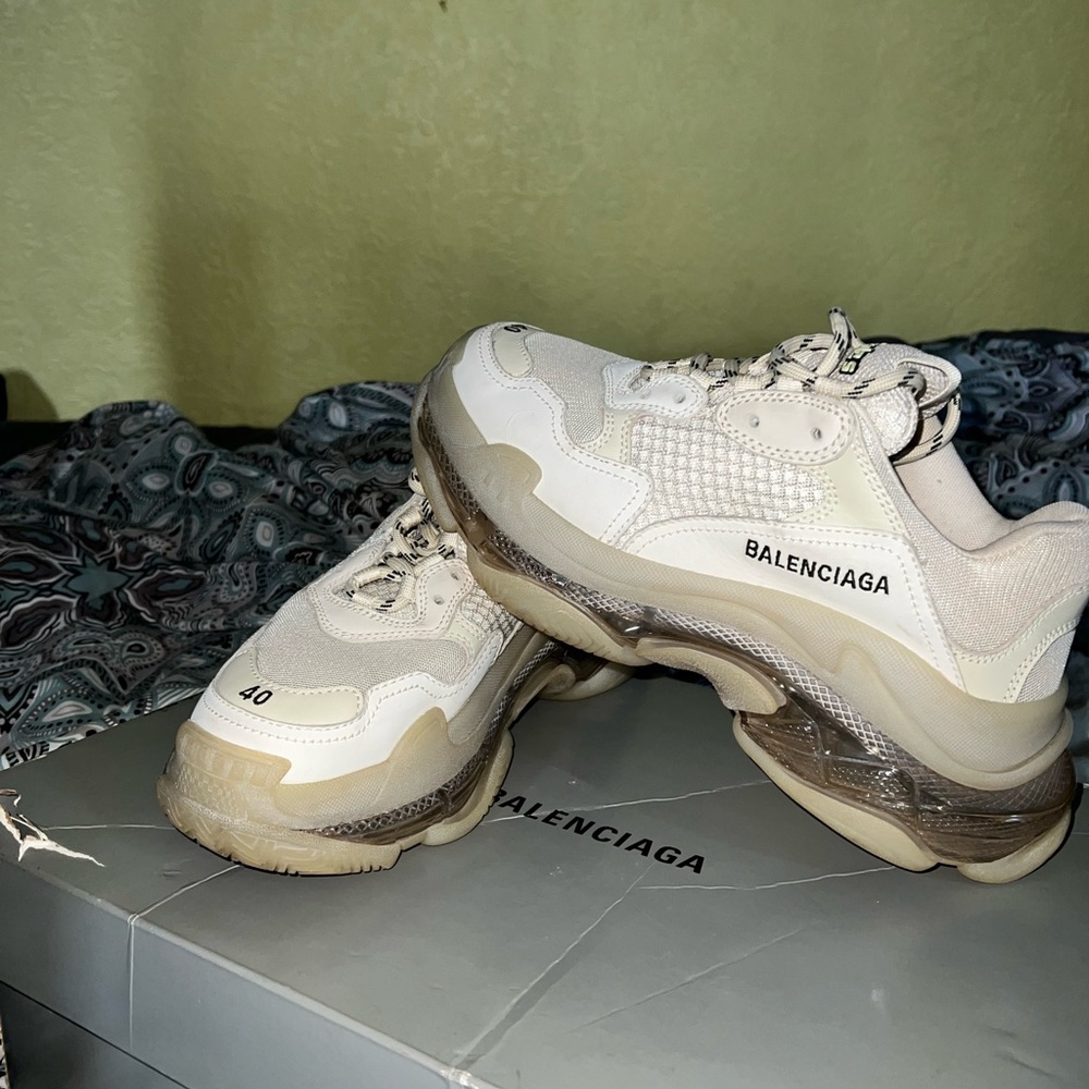 Gently Used - image 3